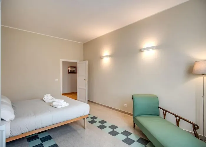 Borgo Vittorio 2 Bdr 2 Bath St Peter's *