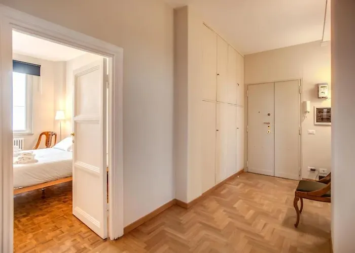 Borgo Vittorio 2 Bdr 2 Bath St Peter's